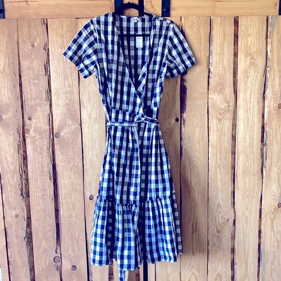 GAP Dresses & Skirts - Gap Gingham dress - medium